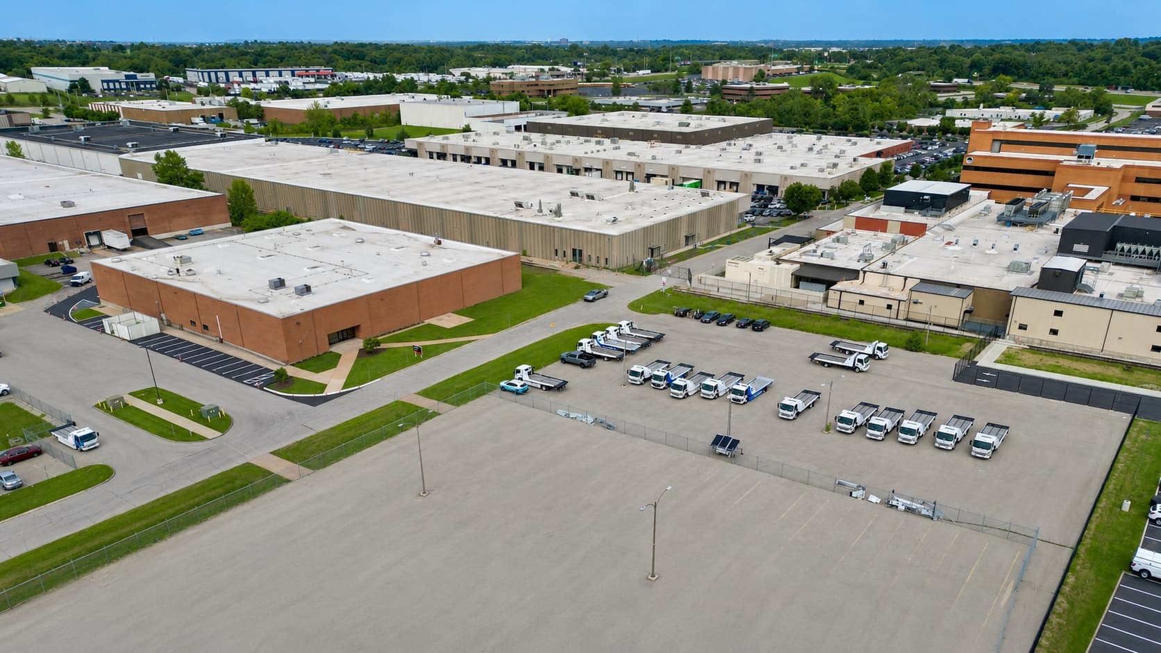 560 Anglum Rd, Hazelwood MO — Aerial view of surrounding logistics corridor
